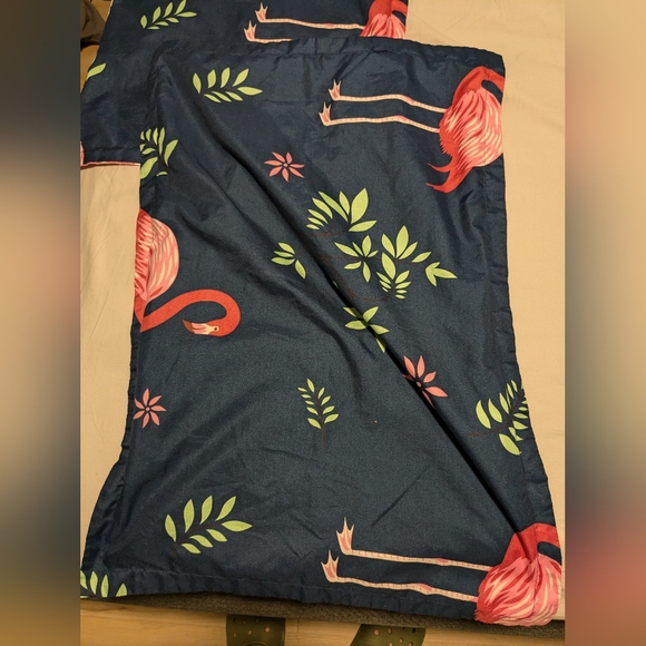 Flamingo themed bedding - Picture 3 of 3